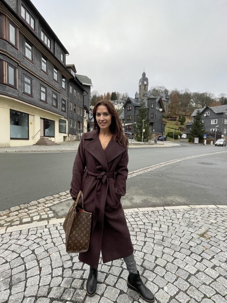 Lauscha Germany: The Cradle of Christmas Ornaments KarenLaushaTown