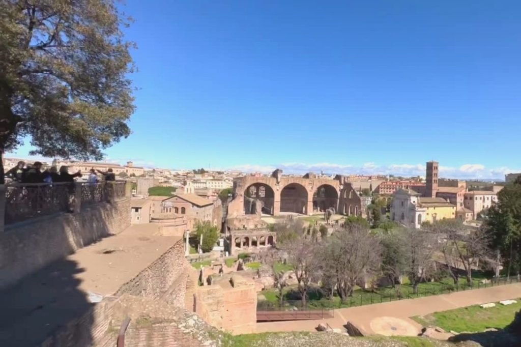 Five Free Things To See in Rome in a Day a view of a Rome city from the top of Palatine Hill.