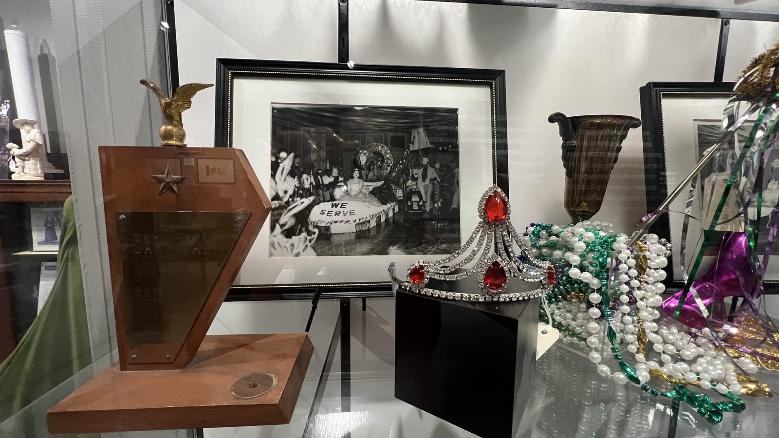 MardiGrasExhibit