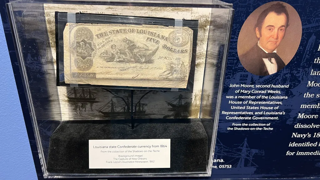 Louisiana
Confderate
Currenty - A replica of abraham lincoln is on display