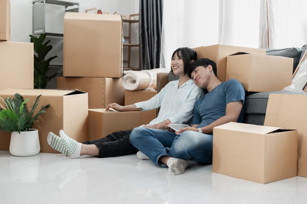 Young couples move into homes and apartments, Moving house, New house.