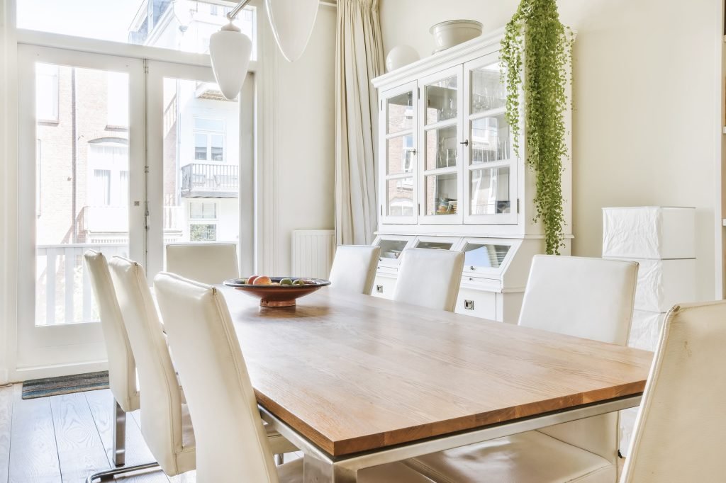 Modern dining room