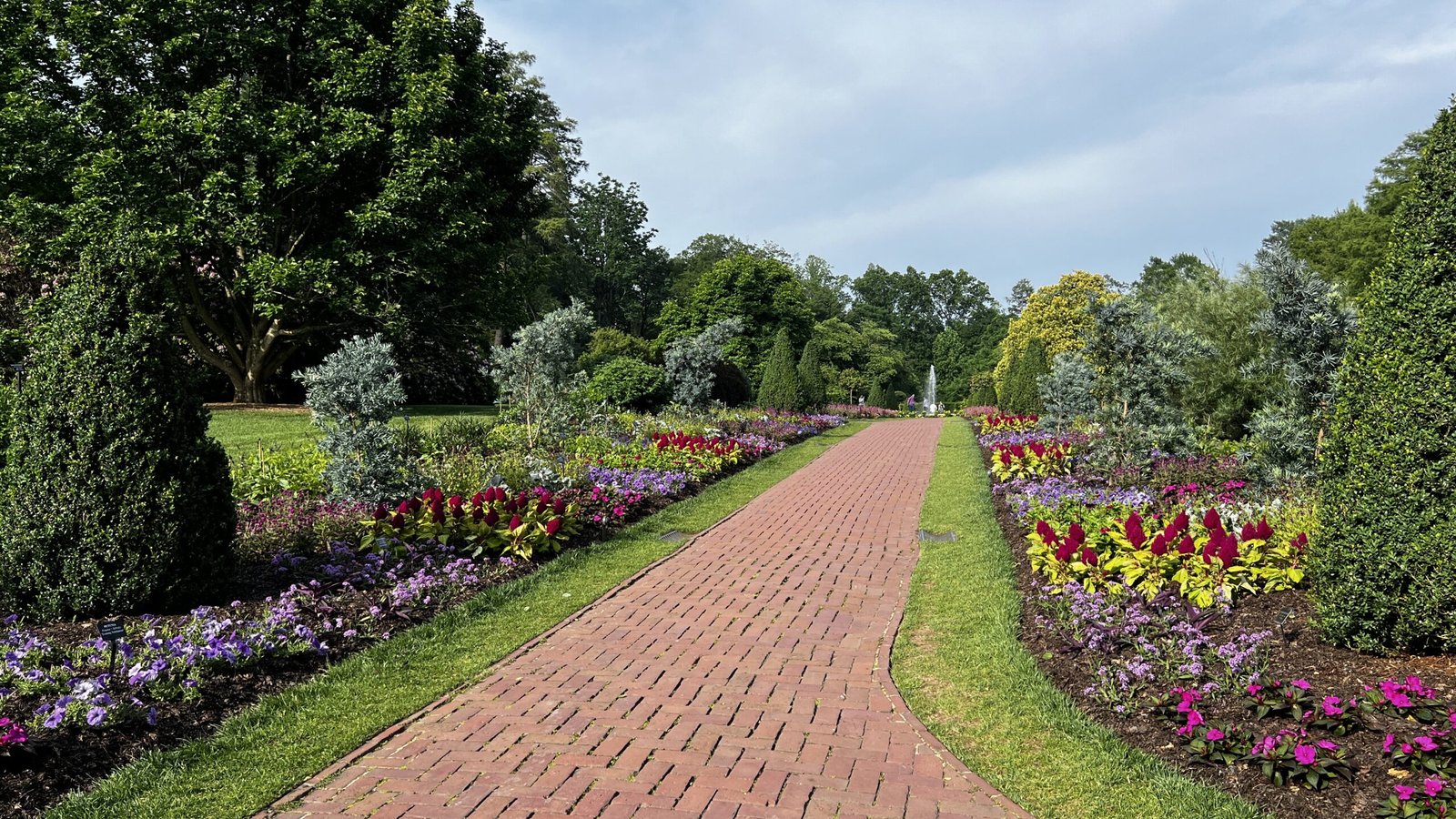 LongwoodGardenPath
