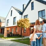 Moving, buying a home. Family shooting.